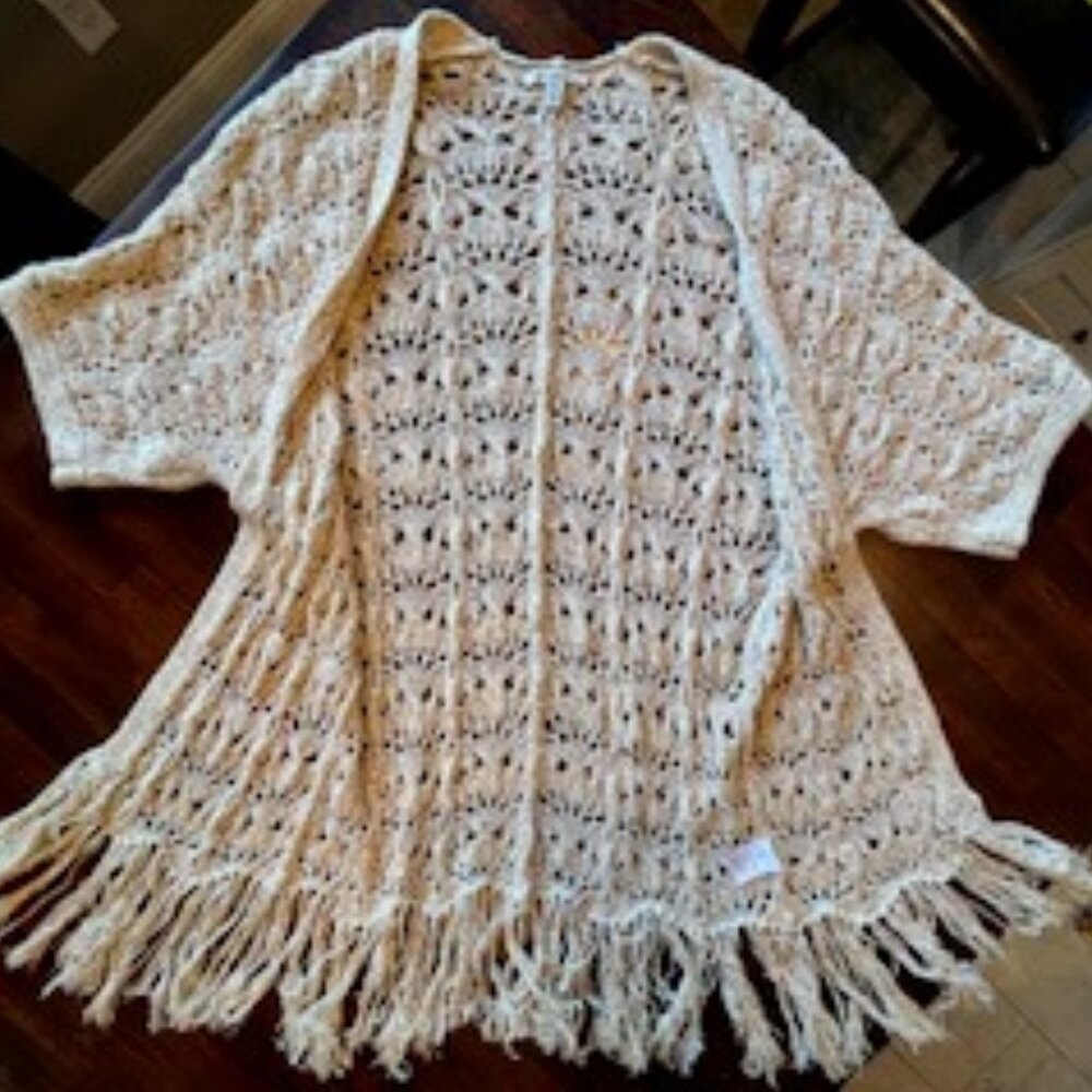 American Eagle-Short Sleeve Tan Knit Sweater Jacket Fringe SZ. XS/S - Picture 10 of 11